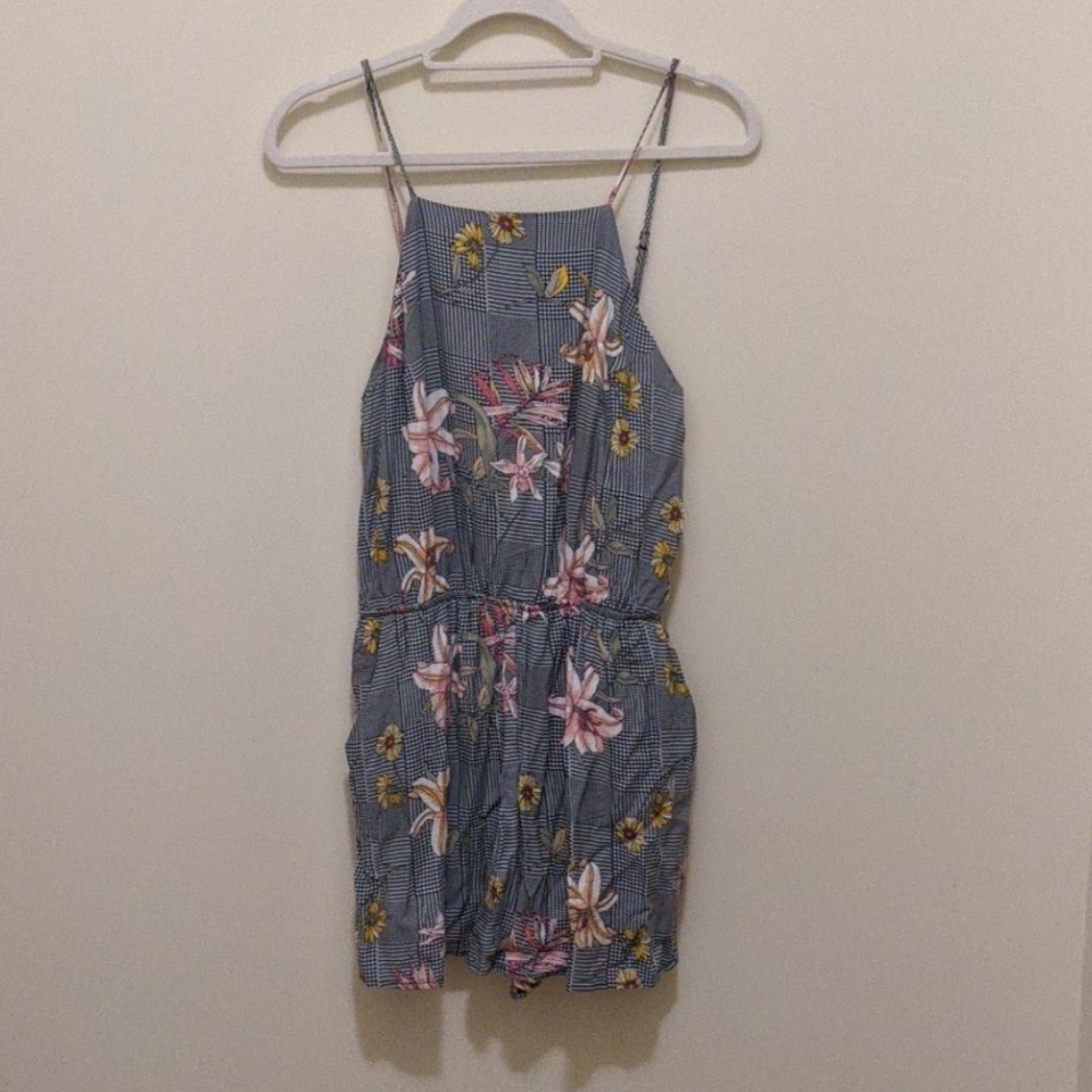 One clothing romper